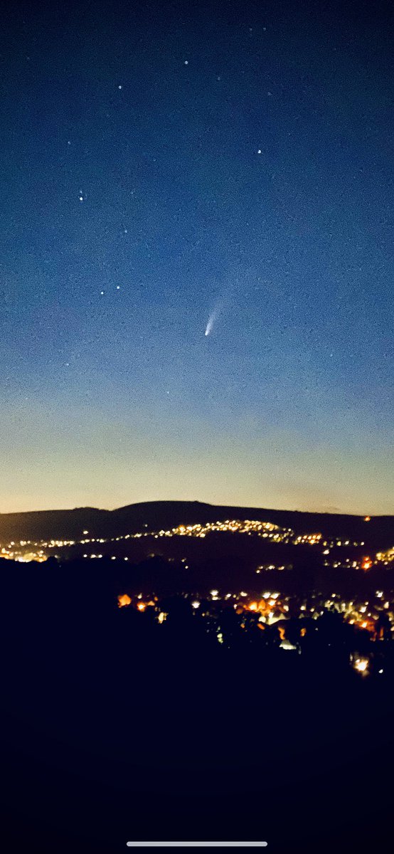 michaelyearsley's tweet photo. #NeowiseComet #neowisec2020F3 from Bassaleg, Newport @DerekTheWeather @BBCWalesNews @BBCWales @southwalesargus https://t.co/nRP6xoA7dI
