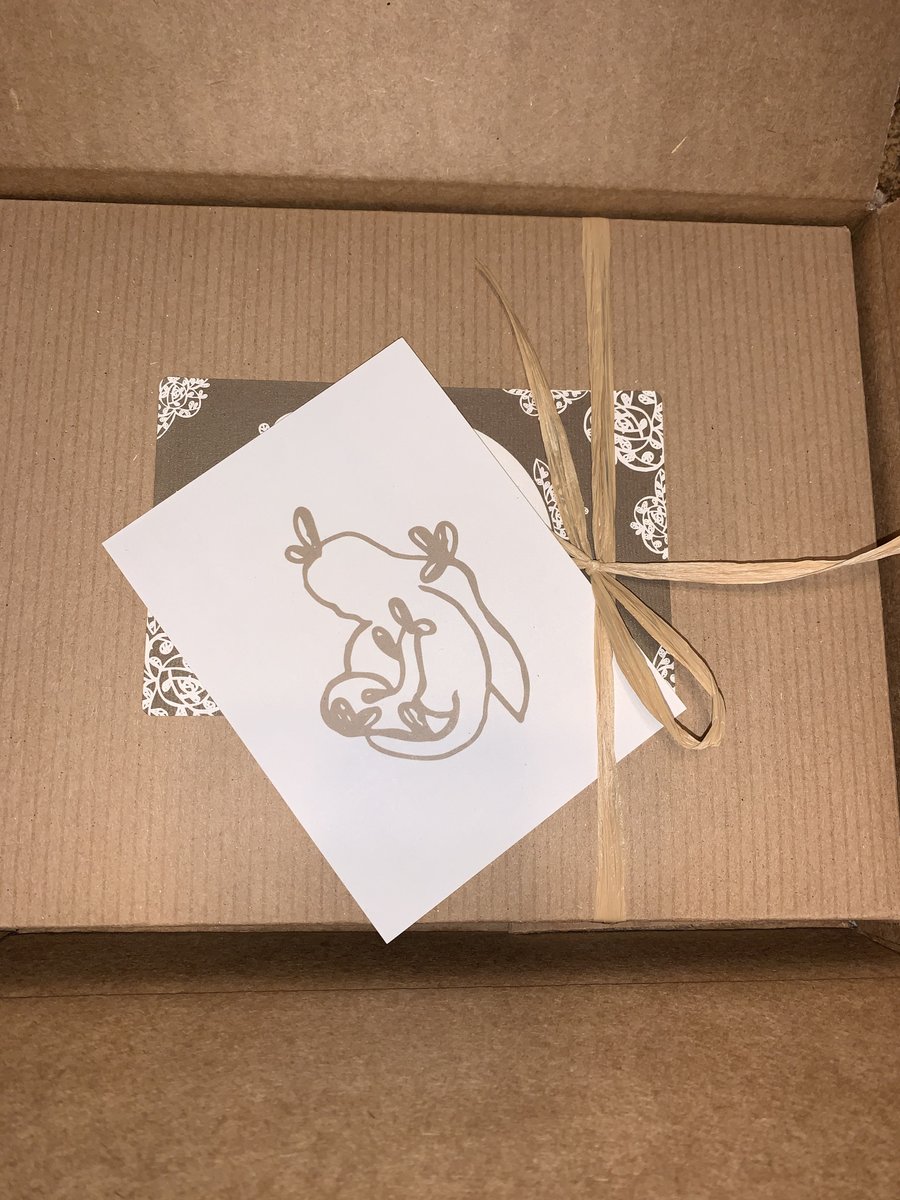 ChickadeeFarmHe's tweet photo. A new customer just sent us a gift. New Moon Tea Company out of BC is featuring our tea, in some of there product.  Thank you.  

#smallfarm  #smallteacompany #canadianmade #babygift New Moon Tea Co. https://t.co/xhL03RQgTc
