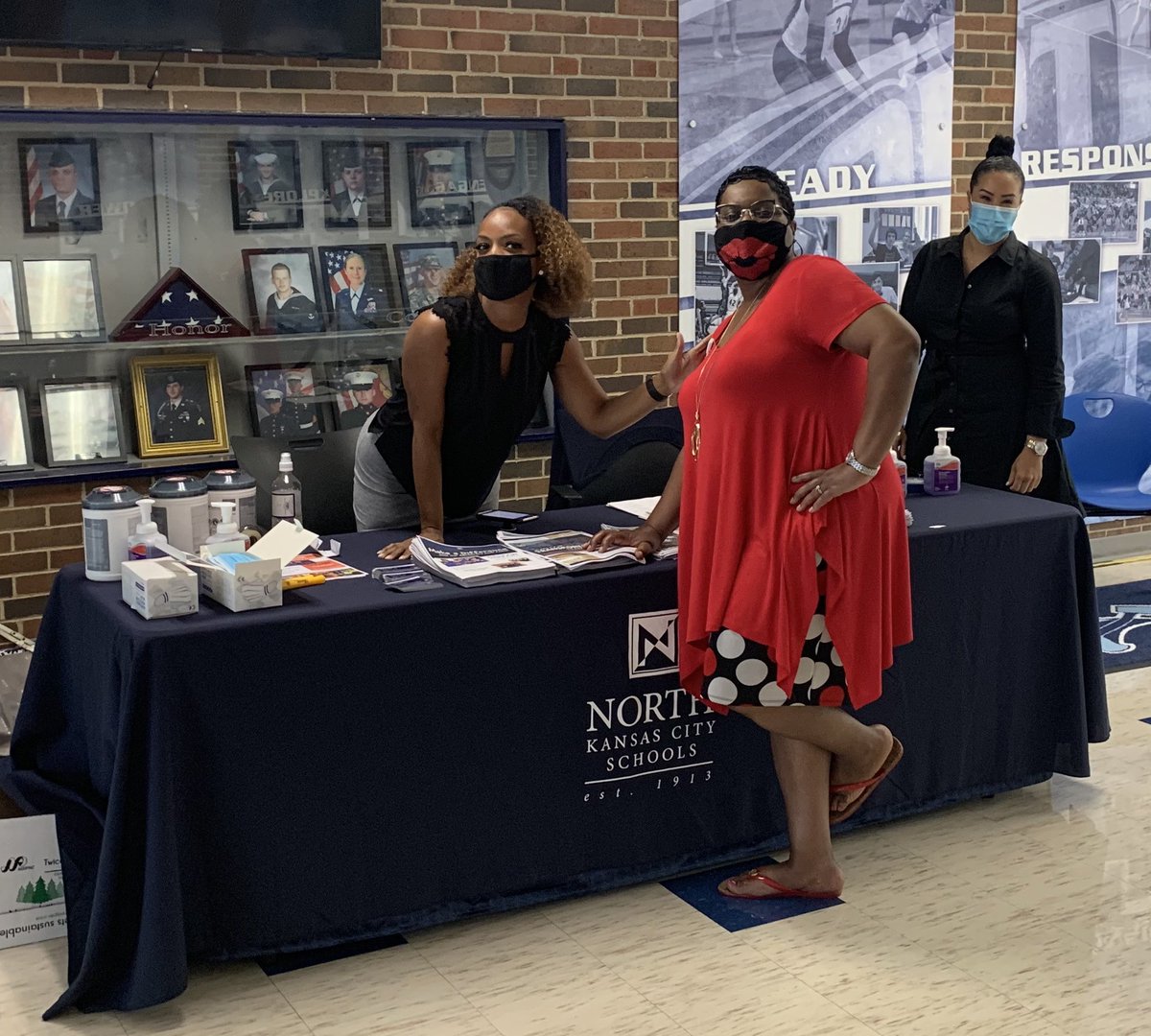 BrianMercerNKC's tweet photo. The @NKCSchools Job Fair at @Northmen_OPHS this morning was an absolute success!!! District leaders interviewed candidates for important positions all morning & afternoon! Thanks to my friend & Assistant Superintendent-Human Resources @Jgaddie for the #MaskUpNKC selfie! #MaskUp https://t.co/4GDDS6XJHh