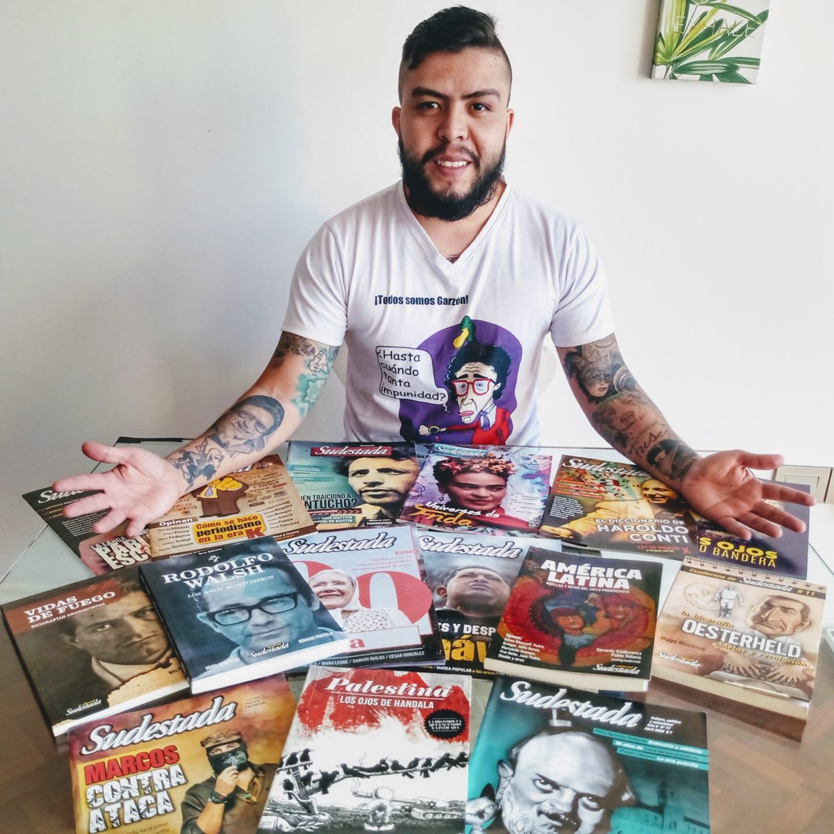 Alexrolapiz1's tweet photo. Gracias @RevSudestada por este bello regalo y por difundir mi trabajo.✏️
¡Abrazos!
#Alexro #Argentina https://t.co/d0Ijej6Due