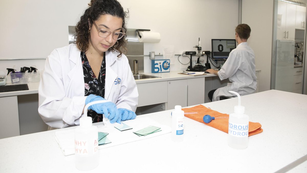 BruceSiO2's tweet photo. Thanks Exchange Magazine! for posting this important collaboration to help fight #covid19 

#innovation #chemistry #coatingstechnology #antimicrobial #news #business #coatings #science
https://t.co/7UVKeW1fzF https://t.co/KZZRv3a3Rg