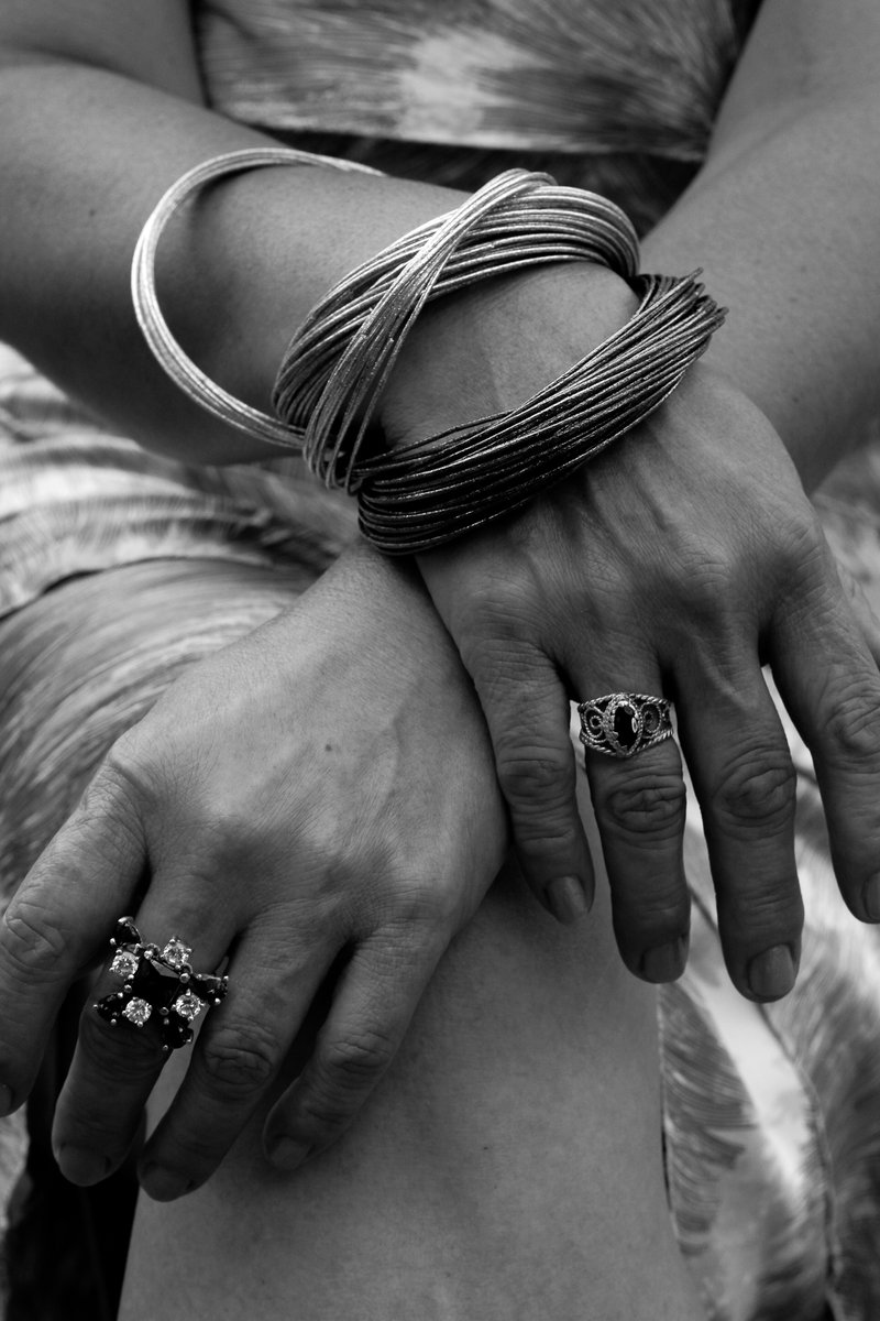 Fi0Barbie's tweet photo. All I remember is that I took these photos on her birthday

#Monochrome #lightroom #adobelightroom #canonphotography #CanonUSImaging #blackandwhitephotography #AdobeStudent #CanonT2i #photography #NobodyArtistClub #NobodyArtistsClub #under100gang @Lightroom @CanonUSAimaging https://t.co/dbQP6dTEmz