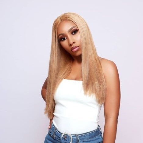 Kehinde60532360's tweet photo. Lambo my love, my priceless Jewel, can't love you less baby..❤️❤️❤️
#BBNaijaReunion2020
#MercyXRelassMerch 
#MercyEkeReunionQueen
#BBNaijaReunion https://t.co/WCrfz4DihA