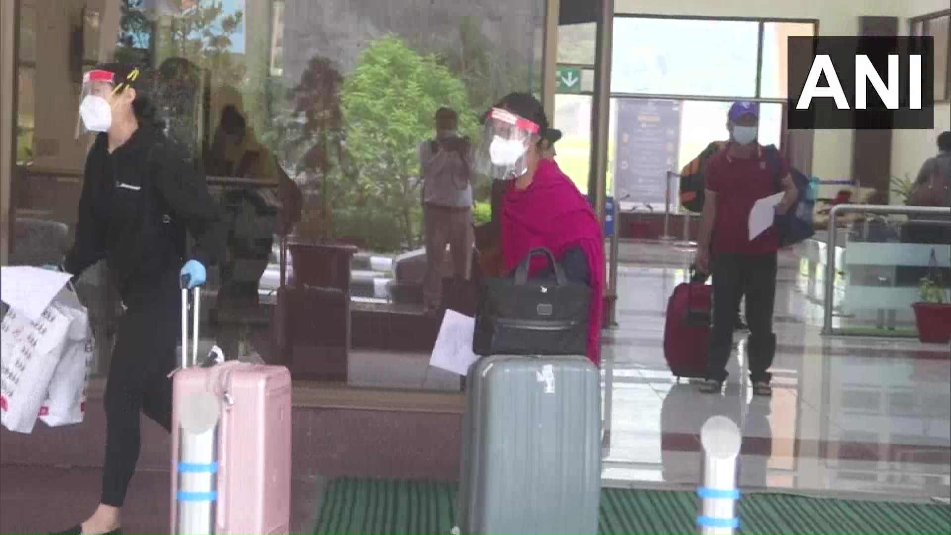 pix Kullu Manali Airport To Delhi himachal pradesh services resumed at
