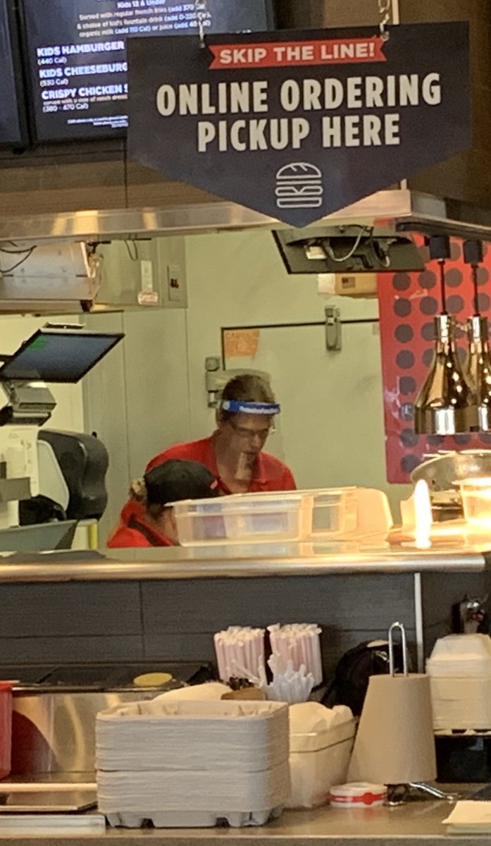 ⁦⁦<a href="/Smashburger/">Smashburger</a>⁩ This is not acceptable for a face mask! You can count on lawsuits if this continues! #DoYourPart