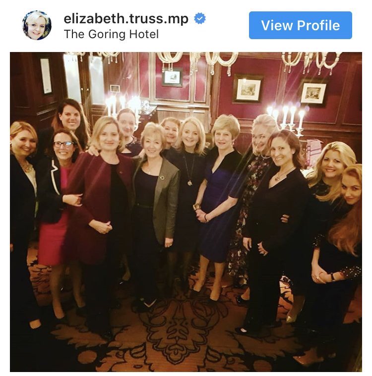 Such a fun picture! I can see why  @trussliz  @AmberRuddUK  @carolinenokes  @andrealeadsom  @theresa_may & all other Cabinet Ministers couldn’t resist a little cheeky Insta action! This is place Middletons stayed before Kate married William don’t you know. Very fancy. Super expensive!