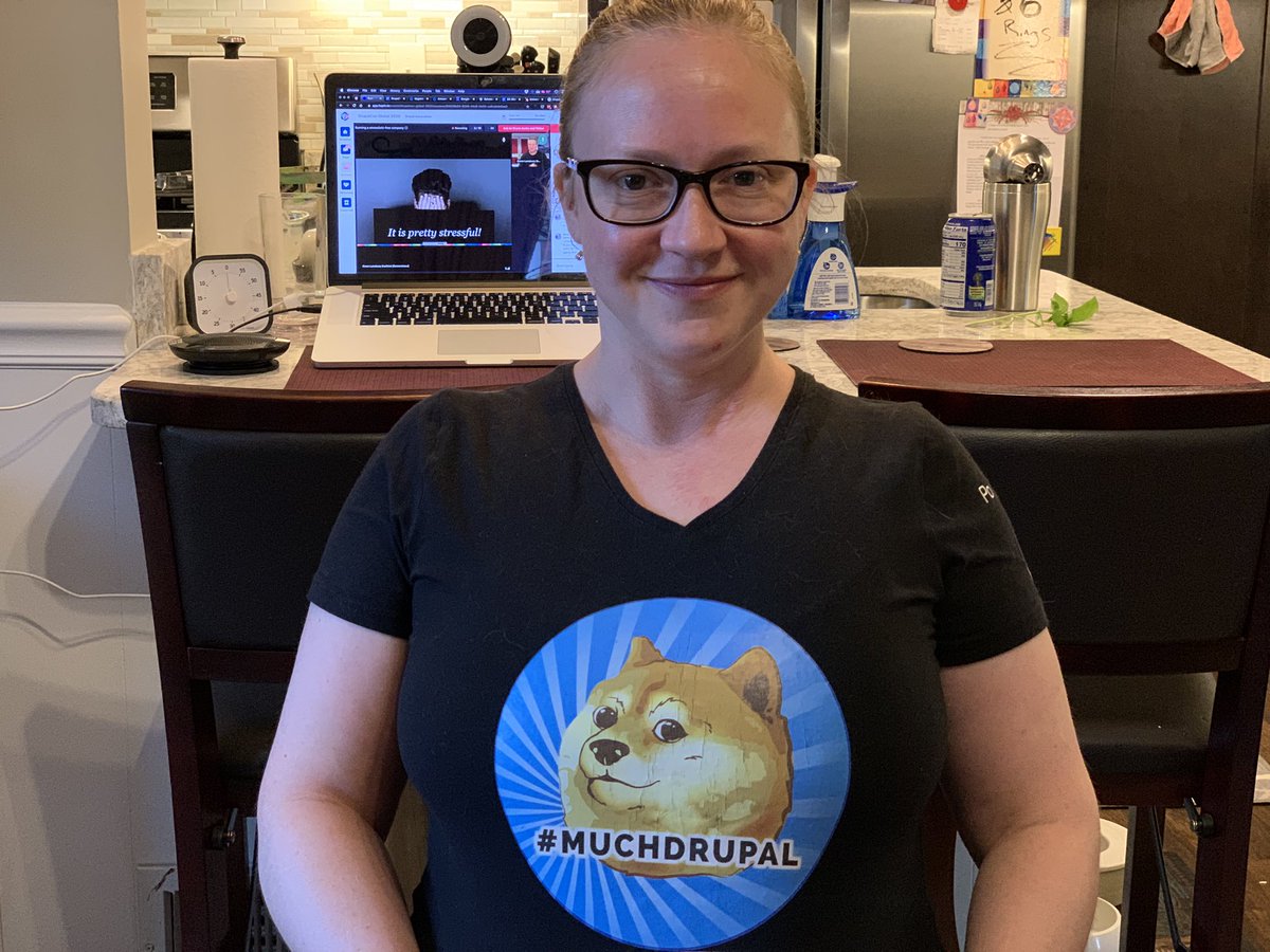 Shelley showing her support for #DrupalCon #DrupalConGlobal