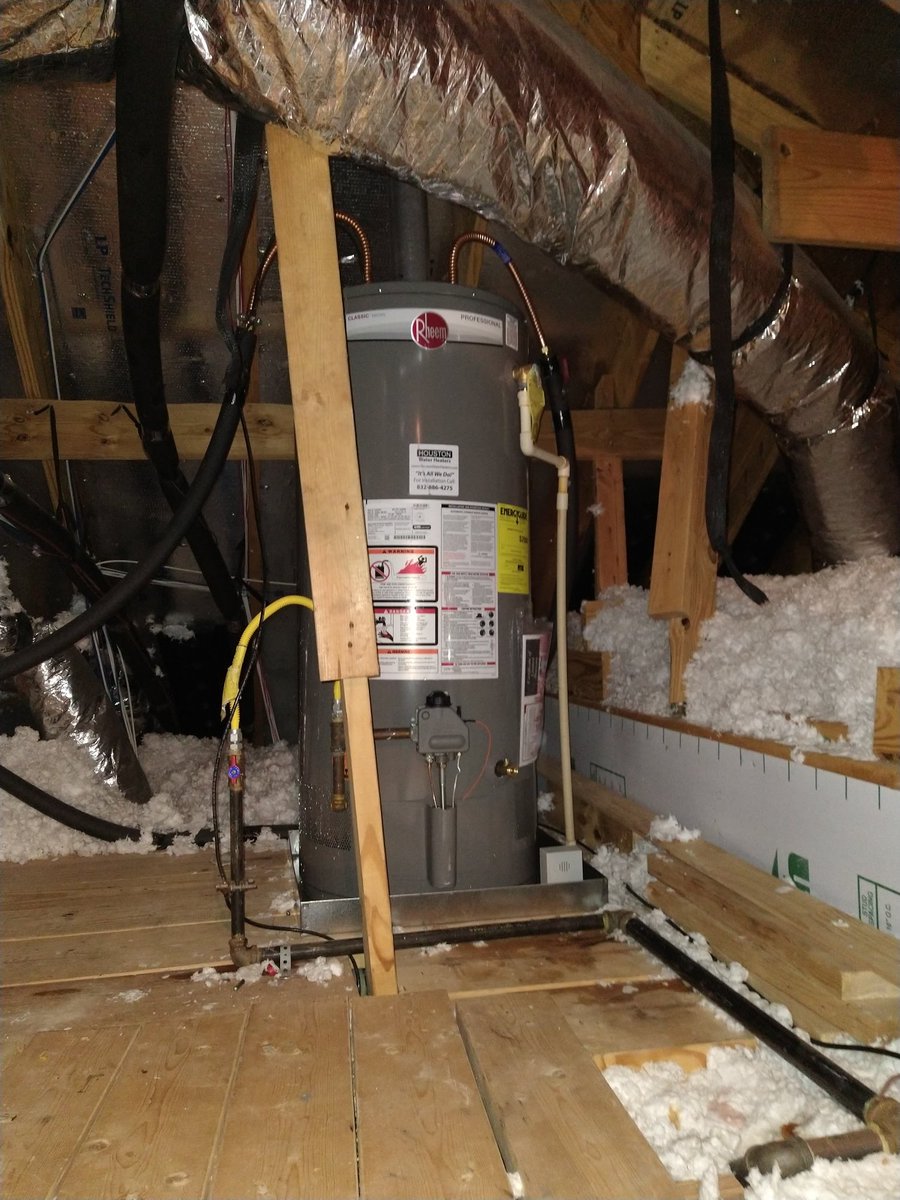 HouWaterHeaters's tweet photo. 40 Gallon Natural Gas Short @Rheem @Ruud Professional Classic series PROG40S-38N RH62 six year warranty attic Spring TX #WaterHeaterInstallation by our #Plumbers Daniel and Zack! #RheemInstall #HoustonWaterHeaters https://t.co/75oJrLWwyy