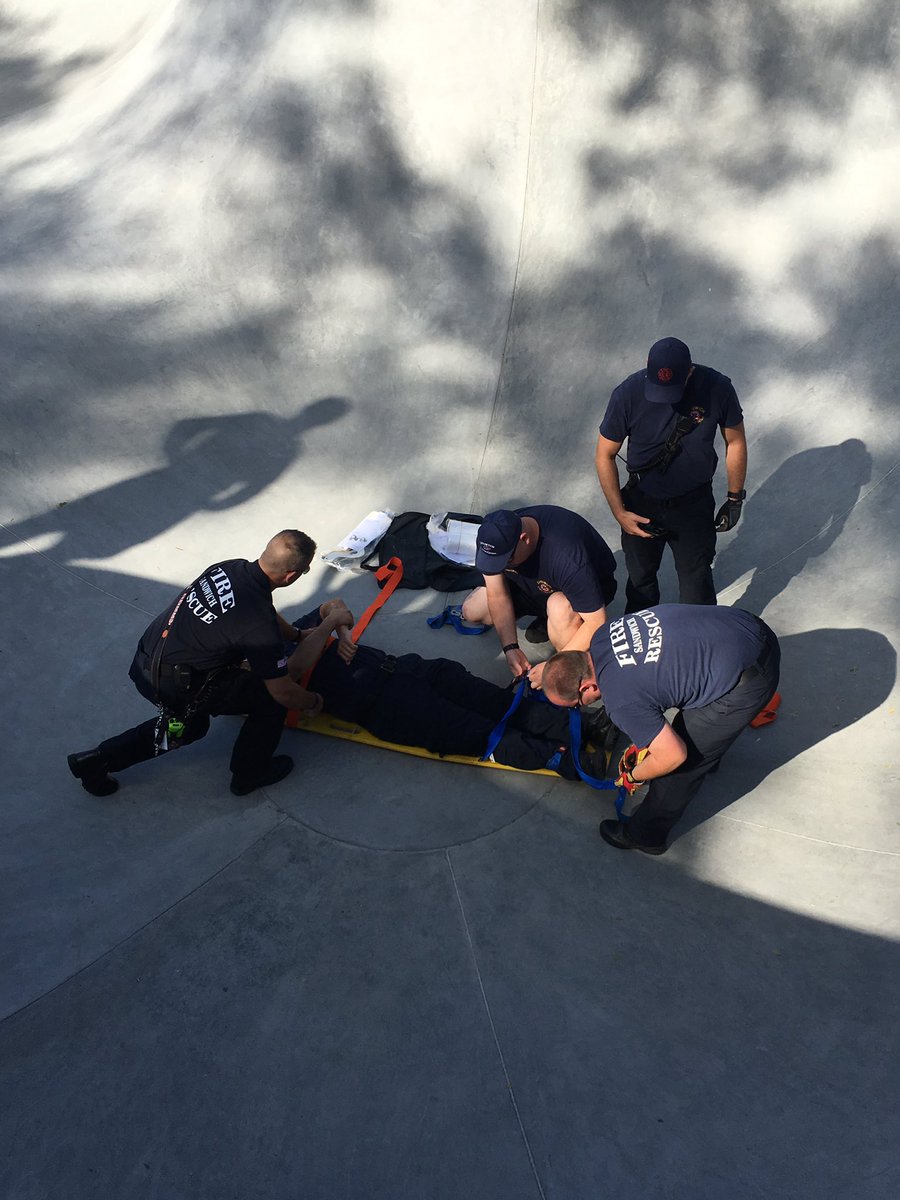 SandwichFD's tweet photo. Sandwich F.F.'s this morning participated in a extrication drill @ the newly opened Skate Park on QMH Rd. F.F.'s removed a simulated injured skater after immobilizing him on a spineboard. https://t.co/MgD3Gj0aS7