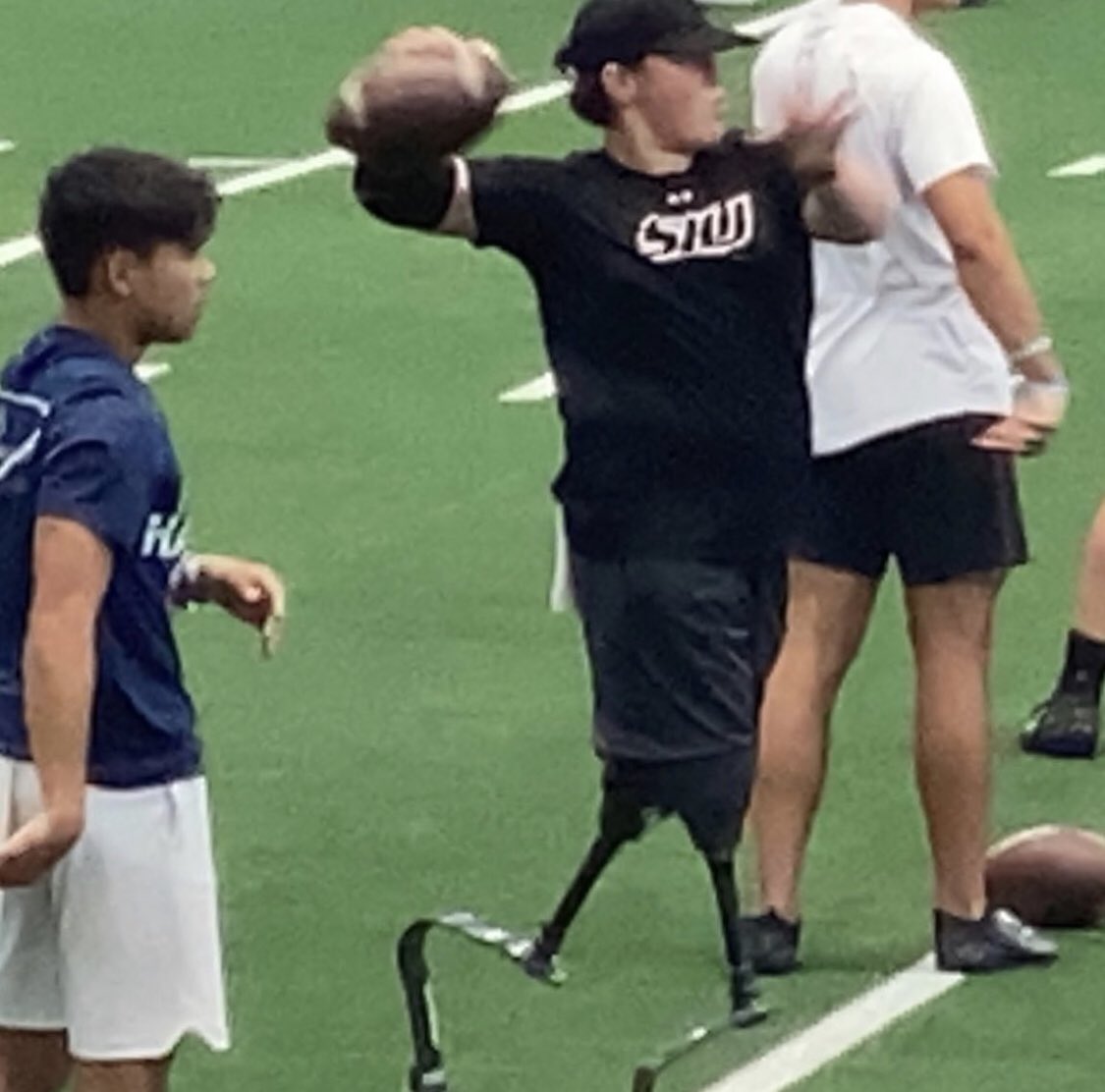 ChipBaker19's tweet photo. TBT
TSC #33 with Calder Hodge
https://t.co/H40LGyYDcC
Calder Hodge comes from a great family! @mikehodge1969 and @kaylamaehodge. @calderqb22 had overcome lots and is defying the odds.
#calderhodge #gogetit #regardless #qb #lovefootball #greatlifelessons #inspiration https://t.co/TSpYbpEnui