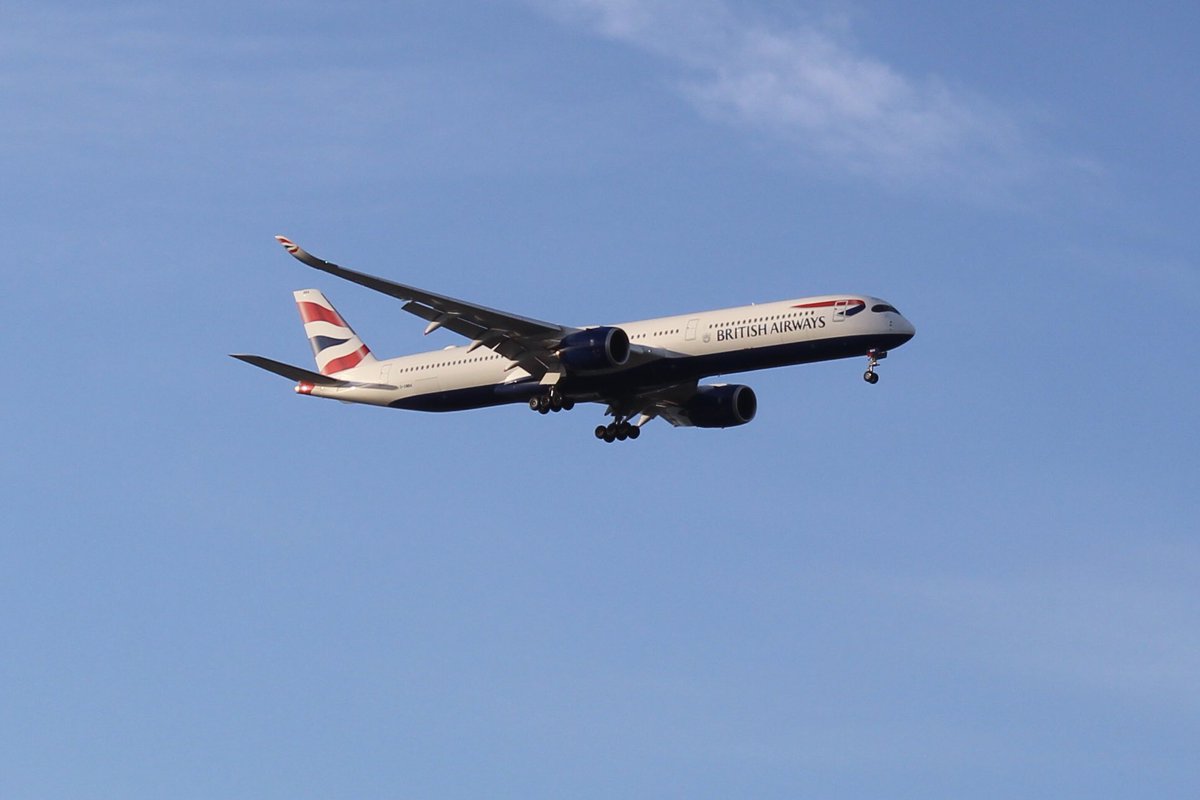 ChelseaScanner's tweet photo. #BritishAirways A350-1041
#London to #Boston #BA203 #Boston #LoganAirport @Massport @BostonLogan #A350 @ChelseaScanner https://t.co/AsTVt9Qmyx