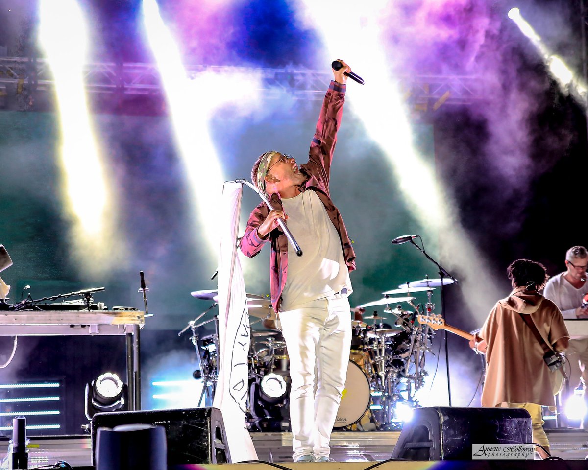 AnnetteHolloway's tweet photo. Catching @tobymac at a summer festival in VA has always been a slam dunk. #GoAwayCovid #MusicTherapy #FunTimes 
📸@annetteholloway

#tobymac #ahtobymac #SlamDunk #kingsfest 2019 #summer #festival #season #live #music #jump 
https://t.co/Lz9k2Vu9S6 #TheElements https://t.co/pYFHl9lqtB