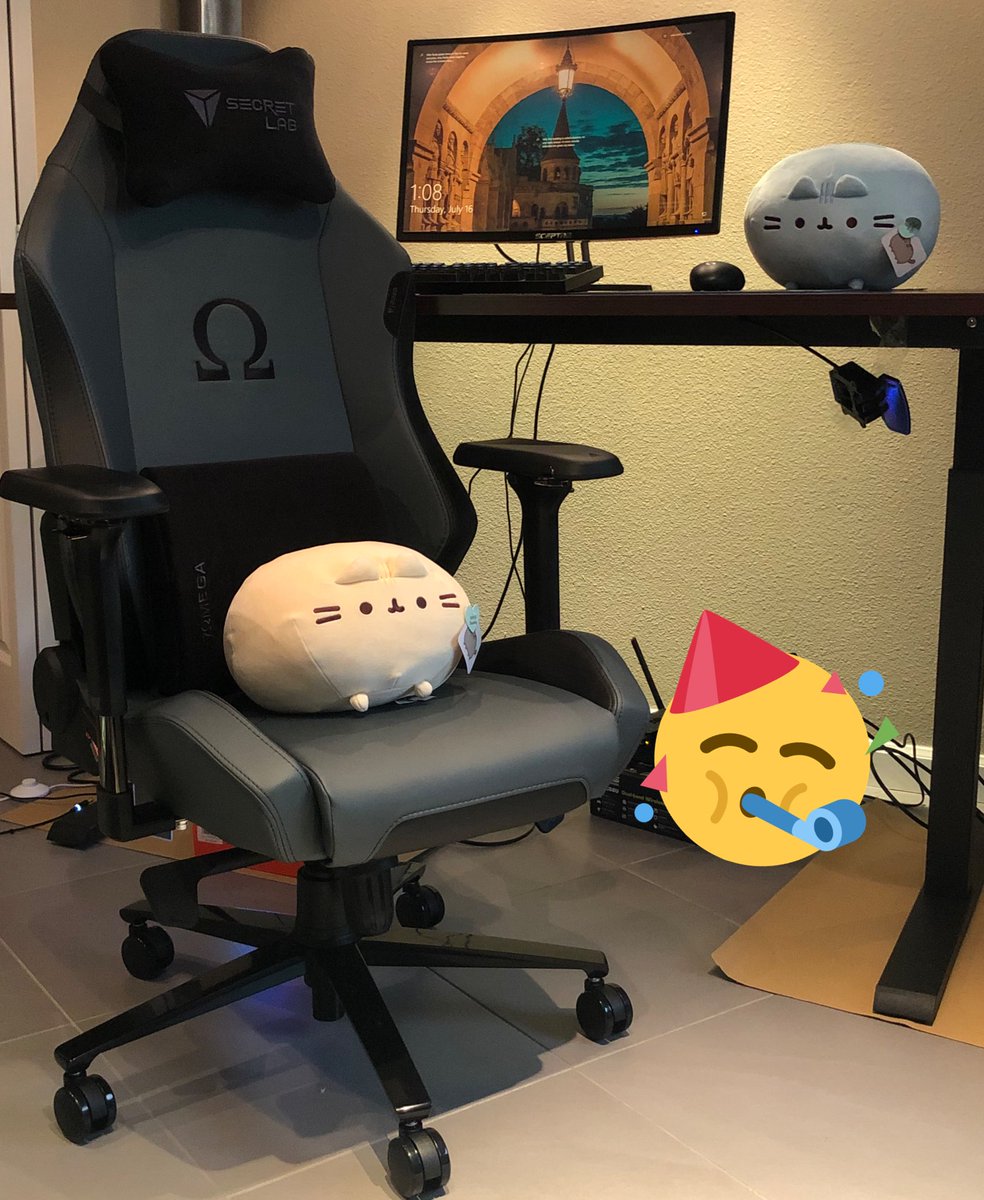 JadeAngelx3's tweet photo. Baes new setup

@secretlabchairs 
#SecretLab #SecretLab2020 https://t.co/zq46e7FSJS