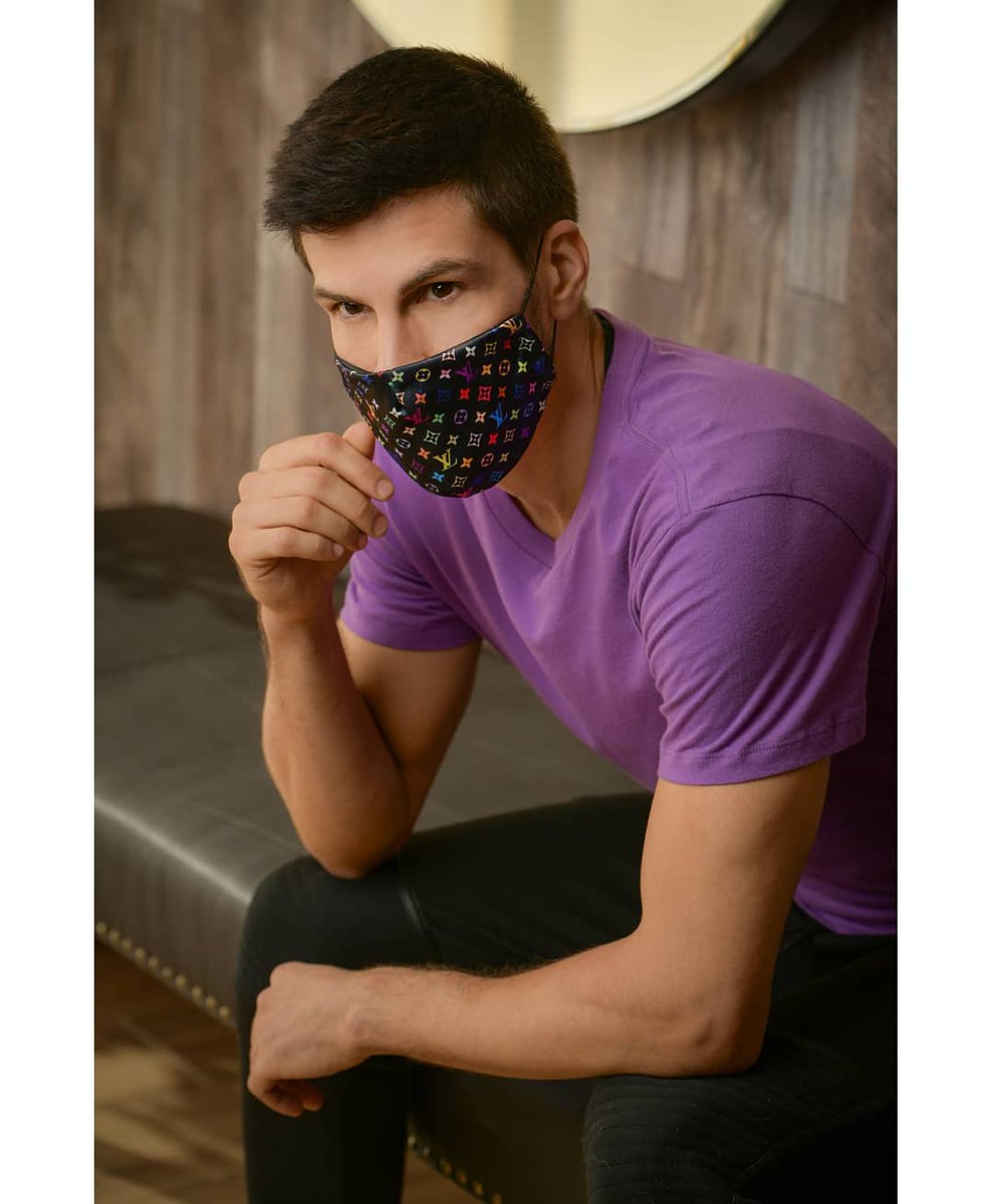 joejohnstun's tweet photo. It's exhilirating to be coughed at with no result.

#DesignerGlamMasks #JoeJohnstun
#fashionblogger #malemodel #facemask #covidmask #designerfacemasks #maskselfie #masks #mask #masked #covid_19 #covid #covid19 #menwithstyle https://t.co/BAnGd3lCwb
