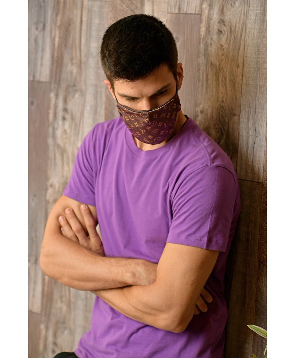 joejohnstun's tweet photo. It's exhilirating to be coughed at with no result.

#DesignerGlamMasks #JoeJohnstun
#fashionblogger #malemodel #facemask #covidmask #designerfacemasks #maskselfie #masks #mask #masked #covid_19 #covid #covid19 #menwithstyle https://t.co/BAnGd3lCwb