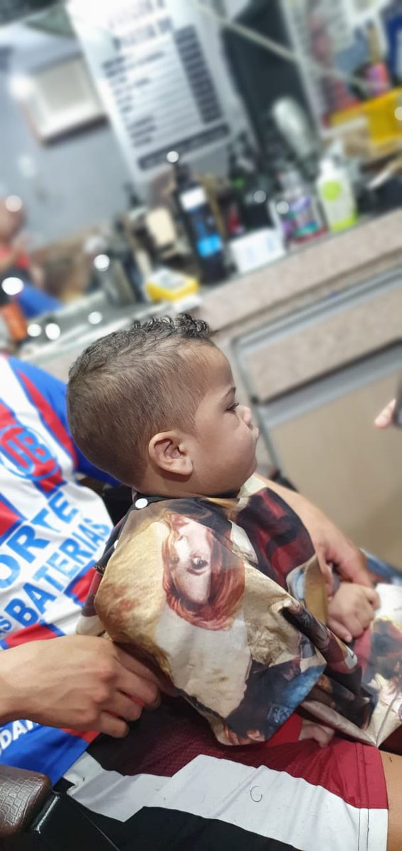 divan_soaress's tweet photo. Primeiro corte do meu caçula 🥰 https://t.co/LLwxBFBzWb