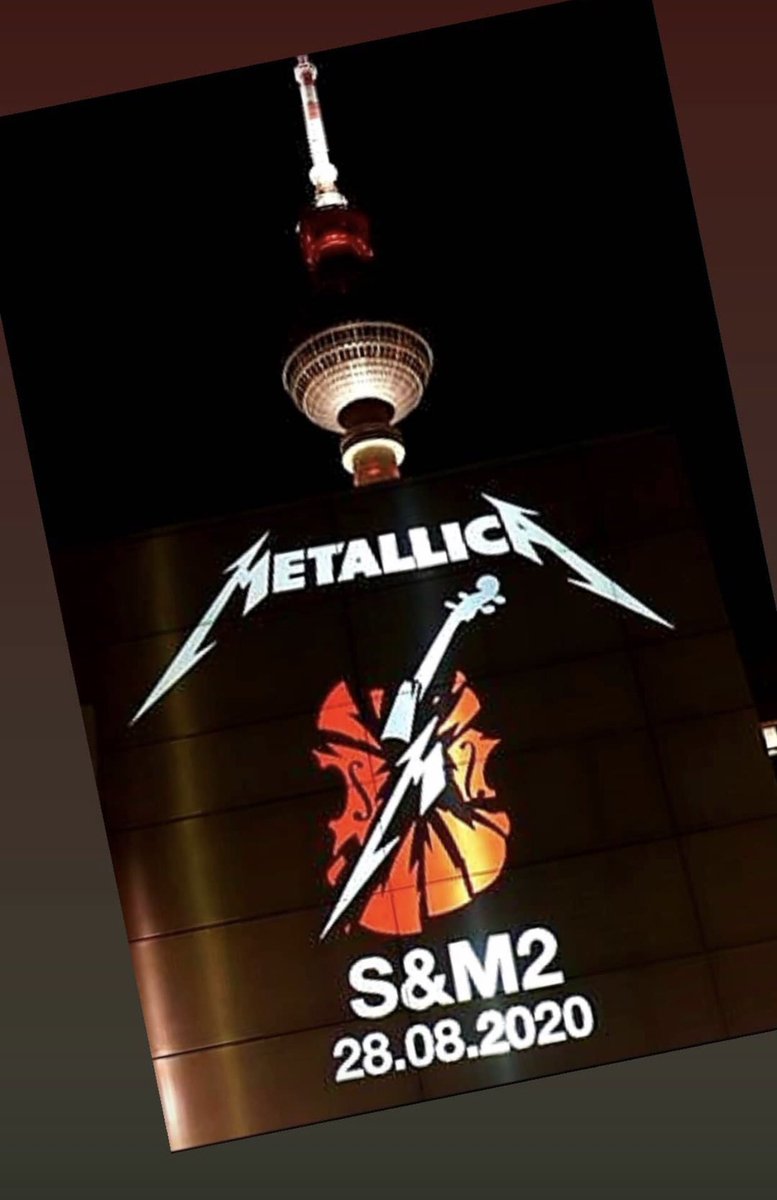MetSince1981's tweet photo. Increíble! @Metallica promocionando con estas gigantografías el lanzamiento de su S&M2 en las grandes ciudades de Europa.
#Metallica #Sand2 #SandM2 #SM2 #StayAtHome #QuédateEnCasa #FifthMember #MetFans #MetFamily #MFF #METALLICAMetalUpYourAss https://t.co/Gza9aSJm0h