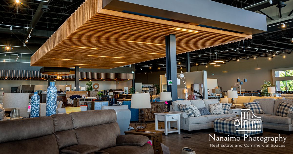 DoddsFurniture's tweet photo. WOW! Here's your first look inside Nanaimo's all-new @DoddsFurniture at 4900 Uplands Drive. Photos courtesy Nanaimo Photography's Todd Wasylyshyn #YCD #NanaimoChamber #917CoastFM #NanaimoNewsBulletin #1069TheWolf #NanaimoNewsNow #1023TheWave #DecorateWithDodds https://t.co/IzqFVGNFUu