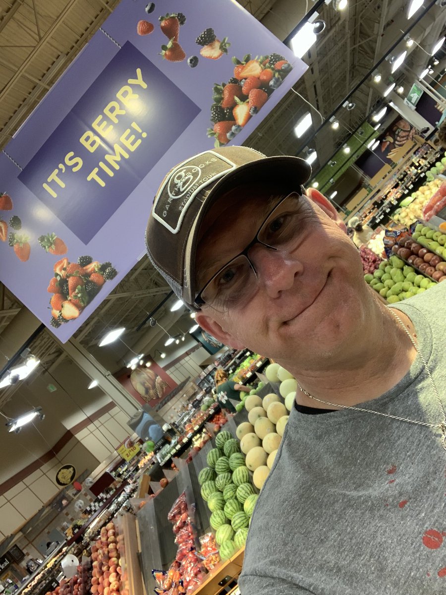 dougmore42's tweet photo. Yes it is! #BerryTime @SafetyLadyKatie @BenRjv @dj_northwest https://t.co/Hr1GD2fi5Q