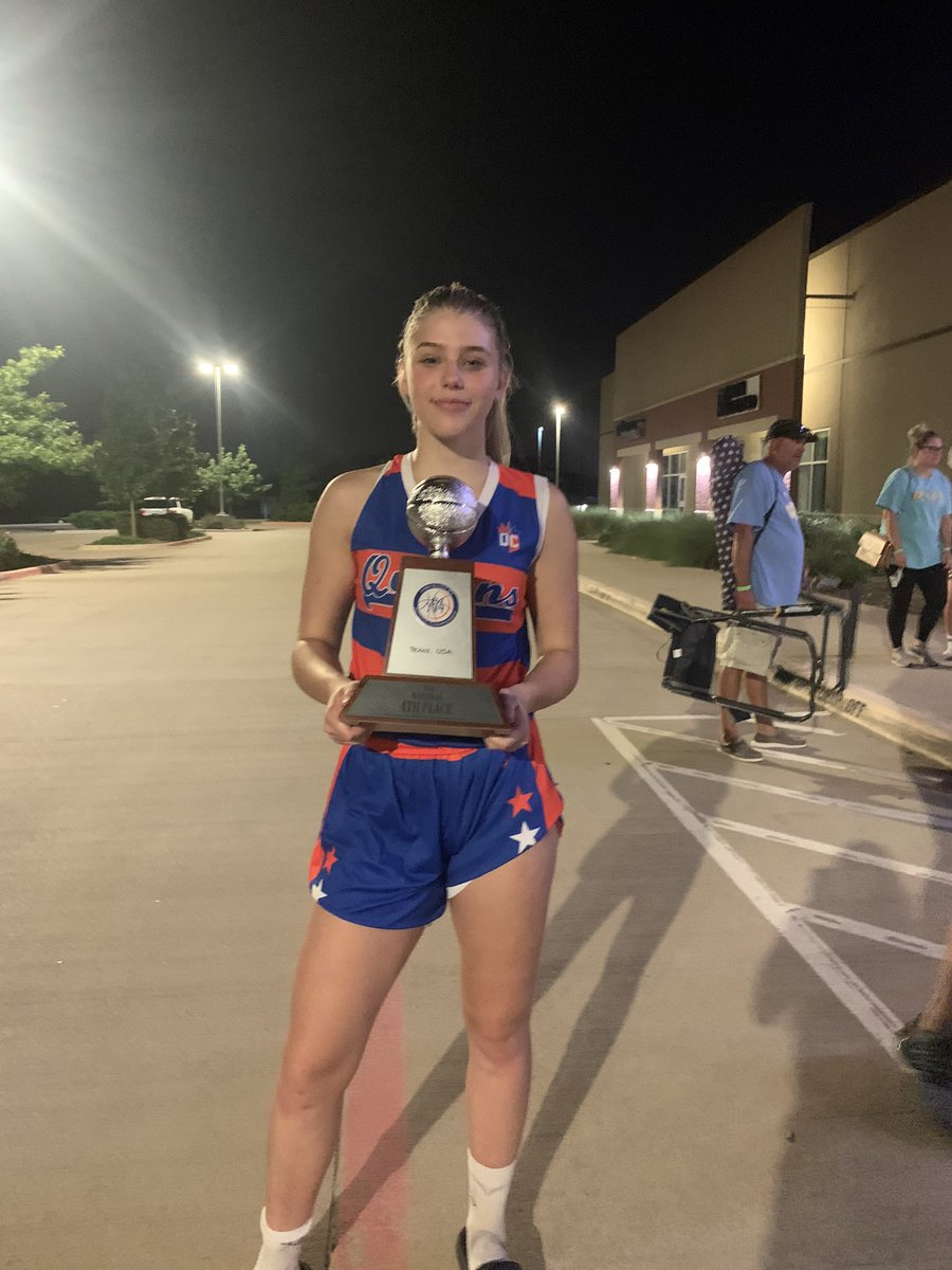 KKB_Bennett's tweet photo. Had an amazing tournament in Dallas last week! Can’t wait to get back on the court!@DcQueensPlatWTX https://t.co/E4cX8peXI3