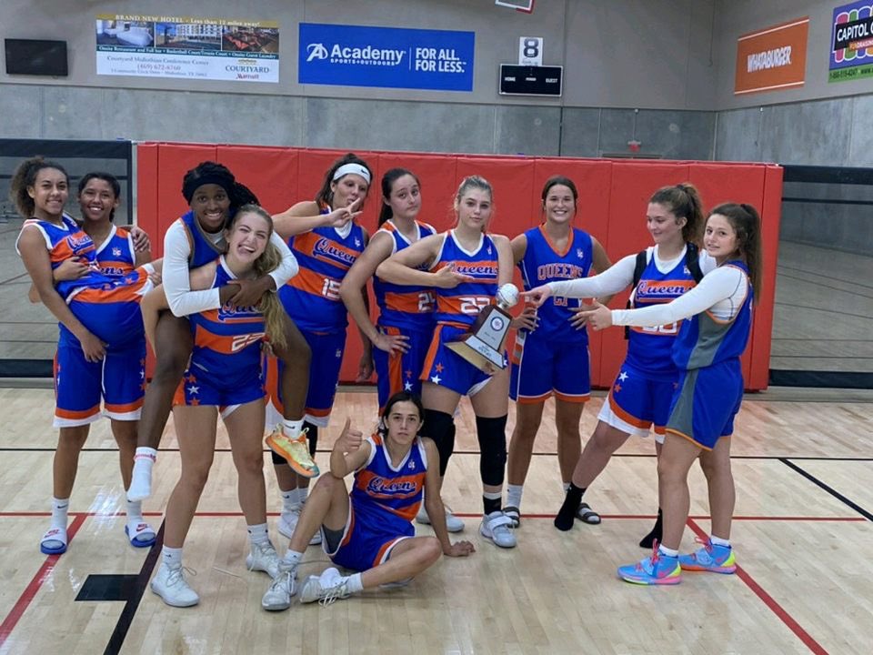 KKB_Bennett's tweet photo. Had an amazing tournament in Dallas last week! Can’t wait to get back on the court!@DcQueensPlatWTX https://t.co/E4cX8peXI3