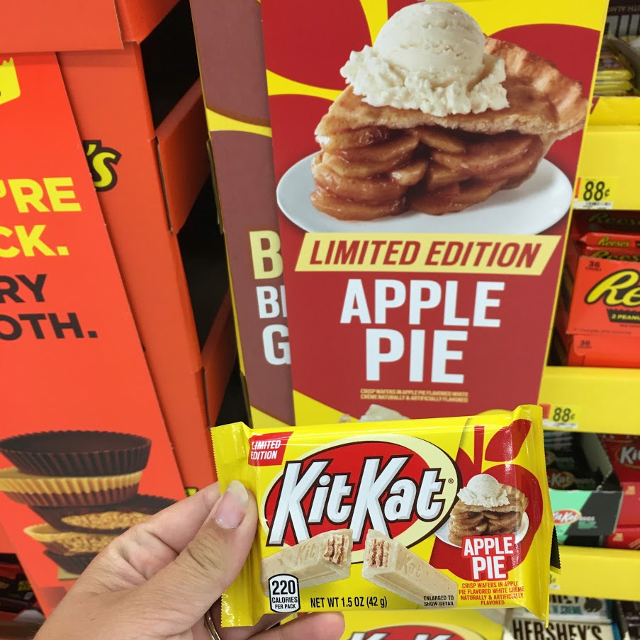 WestNewYorker's tweet photo. #AD Look what I just spotted at @walmart 🙀NEW KIT KAT® Apple Pie bars 😋!! Anyone else love trying out their new flavors? Hurry up & get yourself some of these since they are only available for a limited time. 😍#FoundAtWalmart #ApplePieKitKat @kitkat_us
https://t.co/yellfaqg7W https://t.co/BBogaxz632