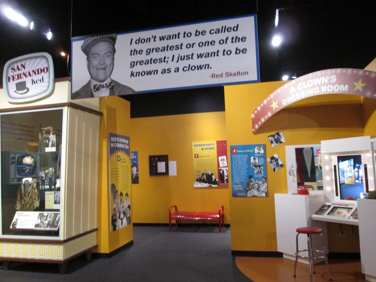 VisitIndiana's tweet photo. NEW DISCOUNT: The Red Skelton Museum of American Comedy in @VisitKnoxCounty is offering an exclusive discount as part of the #HHPromise. Get your free Hoosier Hospitality Pass to unlock deals from the museum and others!

Make the Promise and Get Discounts: https://t.co/tvLpnfBv8v https://t.co/w1TQt6gsUh