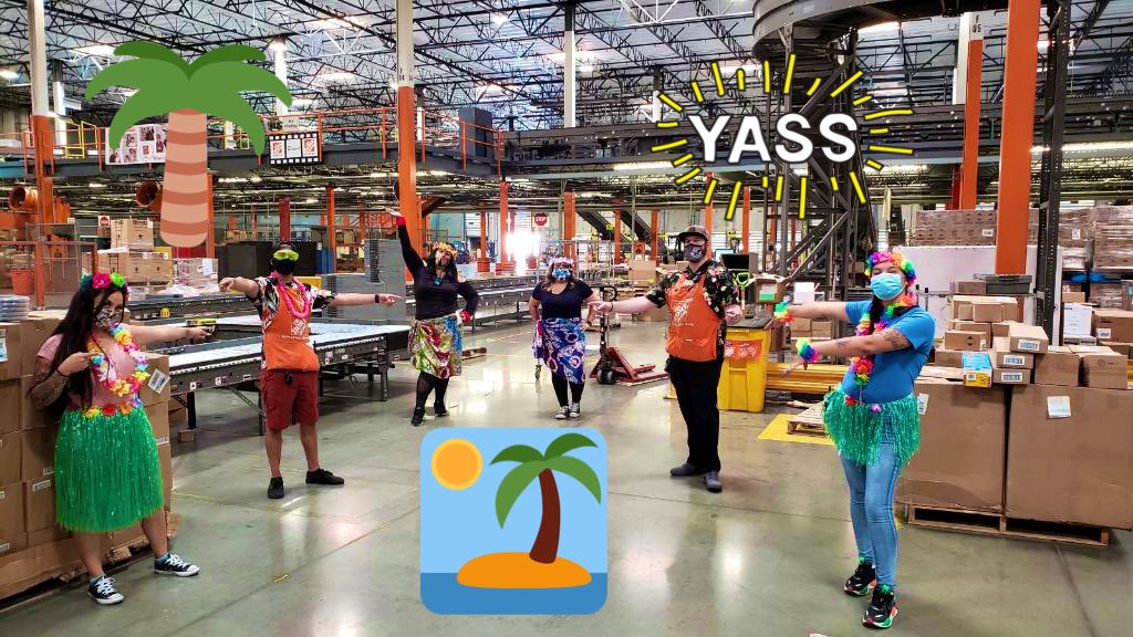 Joy2da5642WORLD's tweet photo. ...remember the grass is always greener underneath a coconut tree 🌴🥥 #SocialDistancing #LuauDay #key1 #THDEventsTeam https://t.co/kq3HcZEpVC