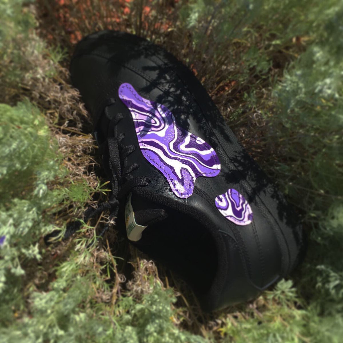 DannyFinocchio's tweet photo. #Reebok Club C “Purple Agate” 🔮

#custom #diy #sneakers #purple #rock #nature #finocchio https://t.co/RG9dhAsFsd