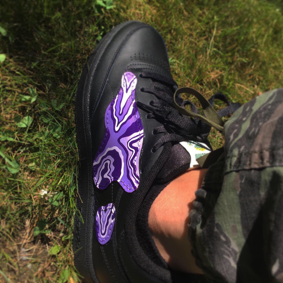 DannyFinocchio's tweet photo. #Reebok Club C “Purple Agate” 🔮

#custom #diy #sneakers #purple #rock #nature #finocchio https://t.co/RG9dhAsFsd
