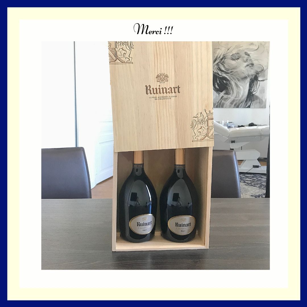 DocteurDeRunz's tweet photo. Un grand merci 🙏 pour cette délicate attention🍾  de notre patiente 😃
 #ruinard #reconnaissant 
#lovemyjob
.
#chirurgieesthetique #esthetique #aesthetic #aestheticsurgery #champagne #gift #cadeau #metz #moselle #metznotreville #luxembourg #plasticsurgeon #merci https://t.co/xolkXgcDAX