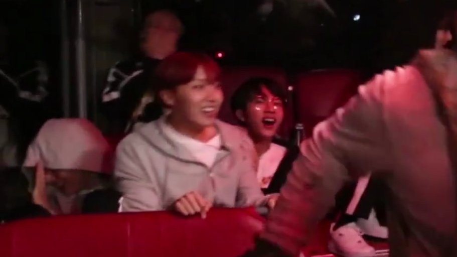 vanteview's tweet photo. it still throws me off how scared 2seok were from the zombie and beneath all that.....was a squished taehyung😭 https://t.co/sA2NTksCAL