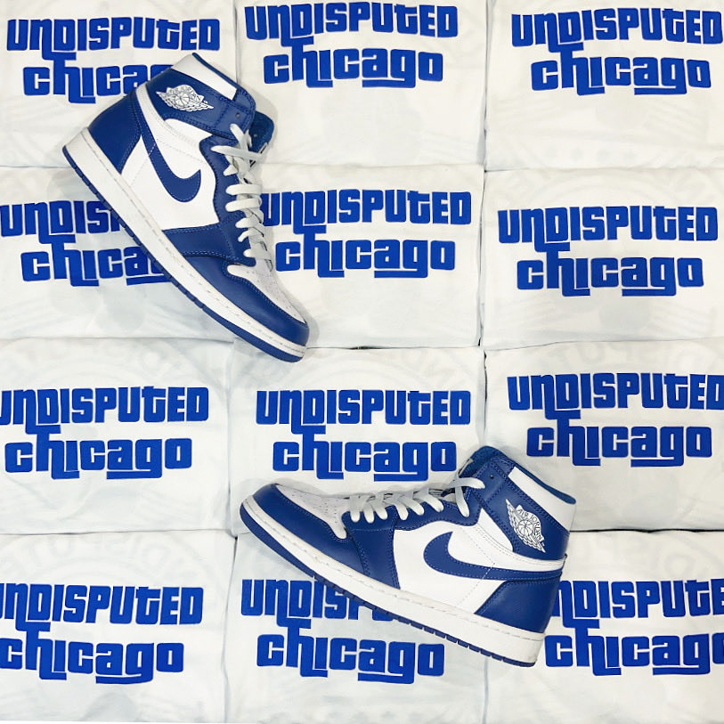 UndisputedChi23's tweet photo. Undisputed 🔥🥊
•
•
Full size run releasing Saturday at 12pm!!
Check out the preview NOW
https://t.co/HzpijgHefi
•
•
#undisputedchicago #sneakers #vintage https://t.co/BB9dCDUqb7