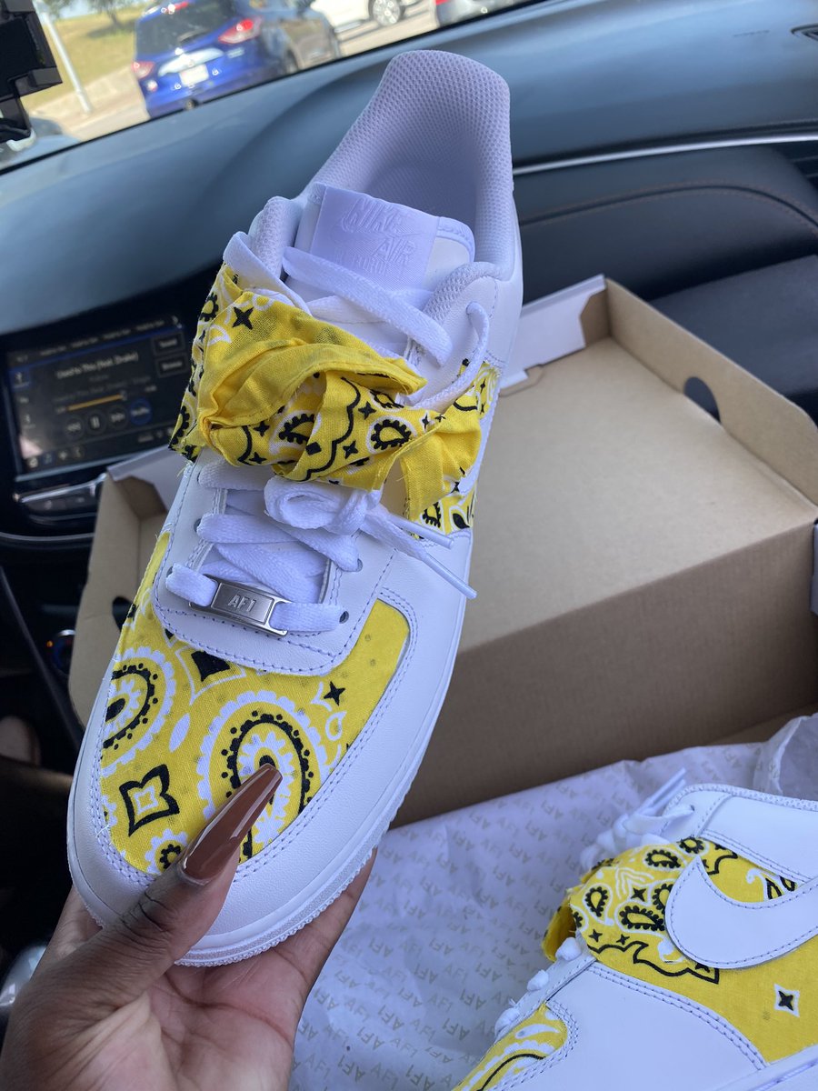 WEPEWallstreet's tweet photo. #customAF https://t.co/zRLKXO29x5