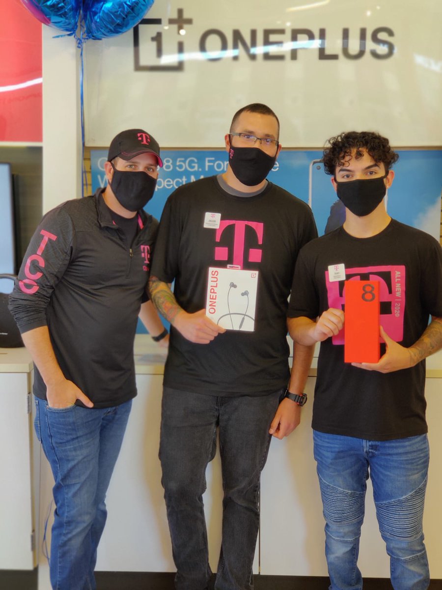DaveFear0523's tweet photo. Probably one of the best parts of my job is rewarding individuals for hard work!!  Thanks to @prtopazTCC we gave away a one plus and an amazing pair of headphones!! @dannysoro @RJGomezIII @WinstonAwadzi @asadirfan @jaymaliktcc @ChartierDoug @BrettKennedyTCC @TCCMobile https://t.co/nJ1N1KyQAE