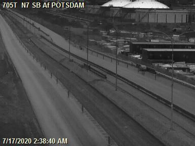 CapeTownFreeway's tweet photo. Free Flowing Traffic on all freeways #CoronaVirusSA #StayHomeSaveLives #StayHomeStaySafe #SeeAndBeSeen https://t.co/yoDOzqNdco