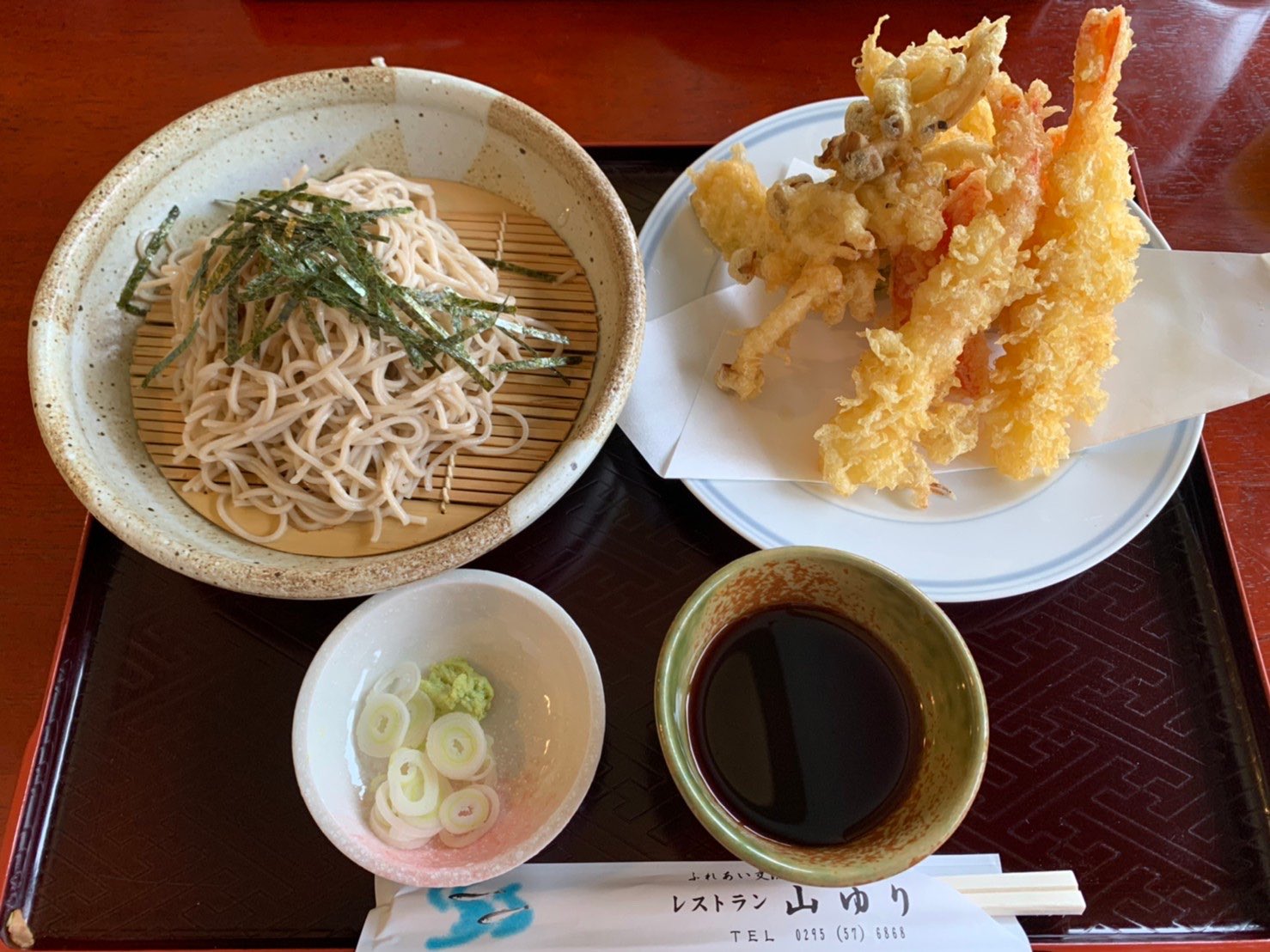 レストラン 山ゆり 山ゆり 天ざるそば うどん 900円です 海老 野菜など山盛りの天ぷらにびっくりの天ざる 写真はそば です ぜひご賞味ください 天ざる そば うどん 天ぷら 海老天 レストラン 山ゆり T Co Mlwjssp8en Twitter