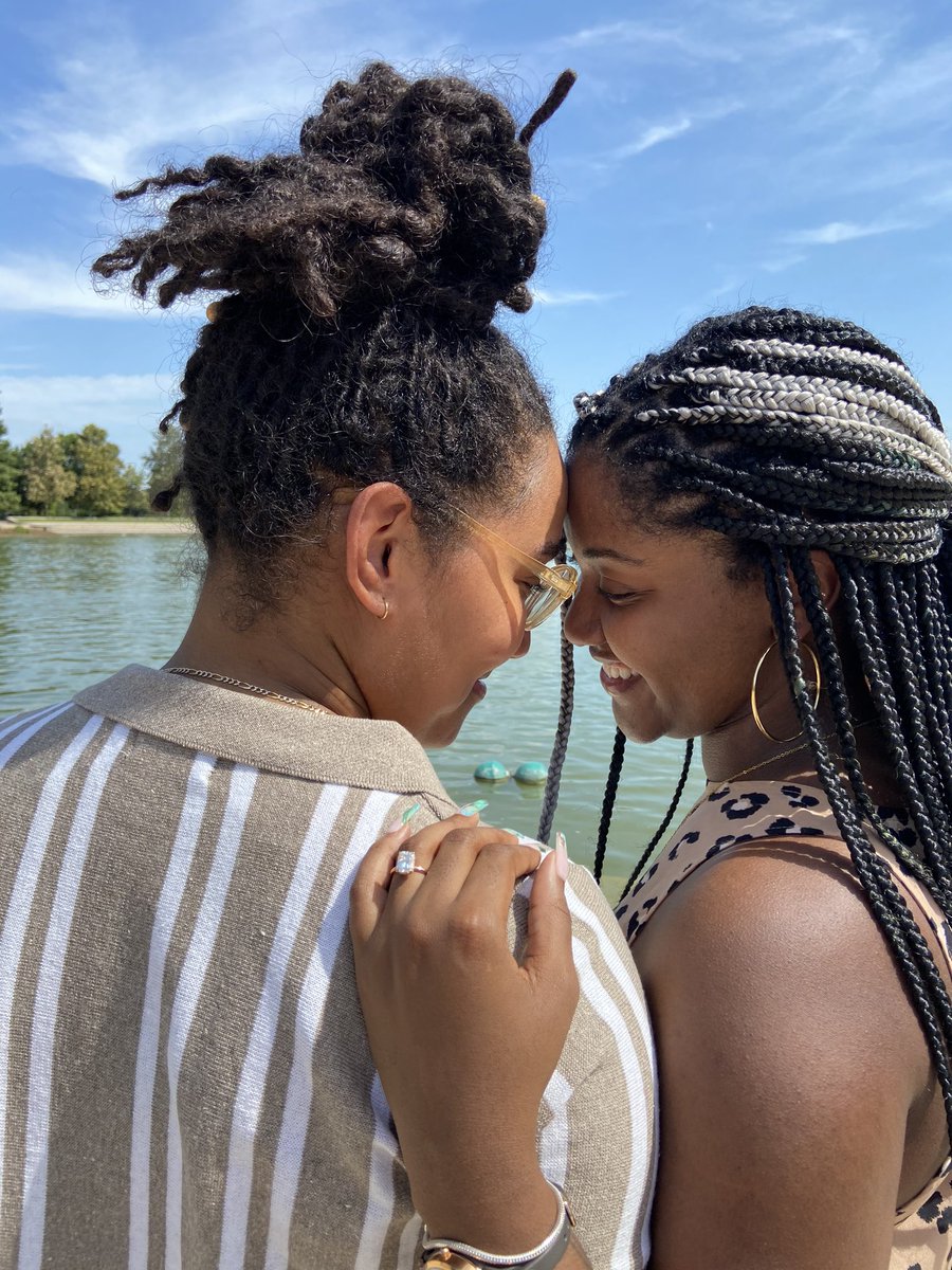 RichxTrae's tweet photo. were we already engaged cuz she proposed first? yes
did i still propose to her and ice her out? YES https://t.co/afWQm9m7df