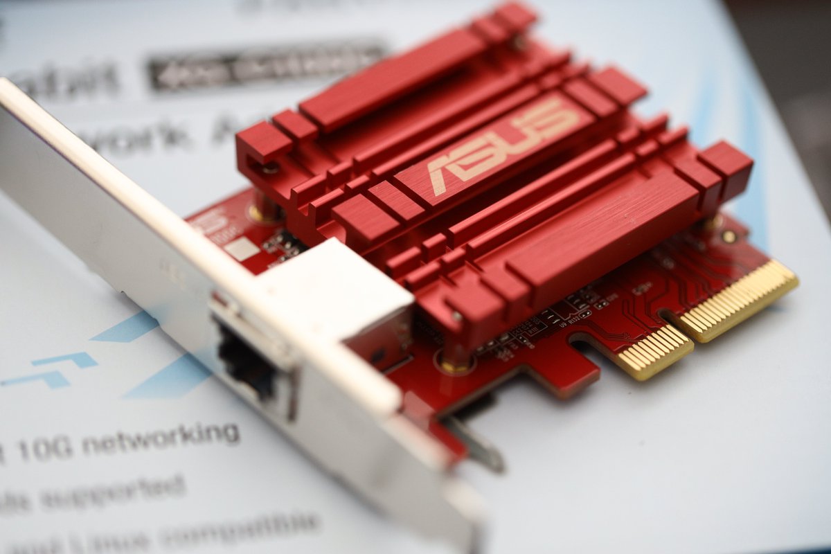 jfmamjjasondca's tweet image. Just arrived in the mail for Project Zephyr (aka the file server).
@ASUS #Asus #ProjectZephyr #FileServer #Unraid #10Gbe #RJ45 #networking