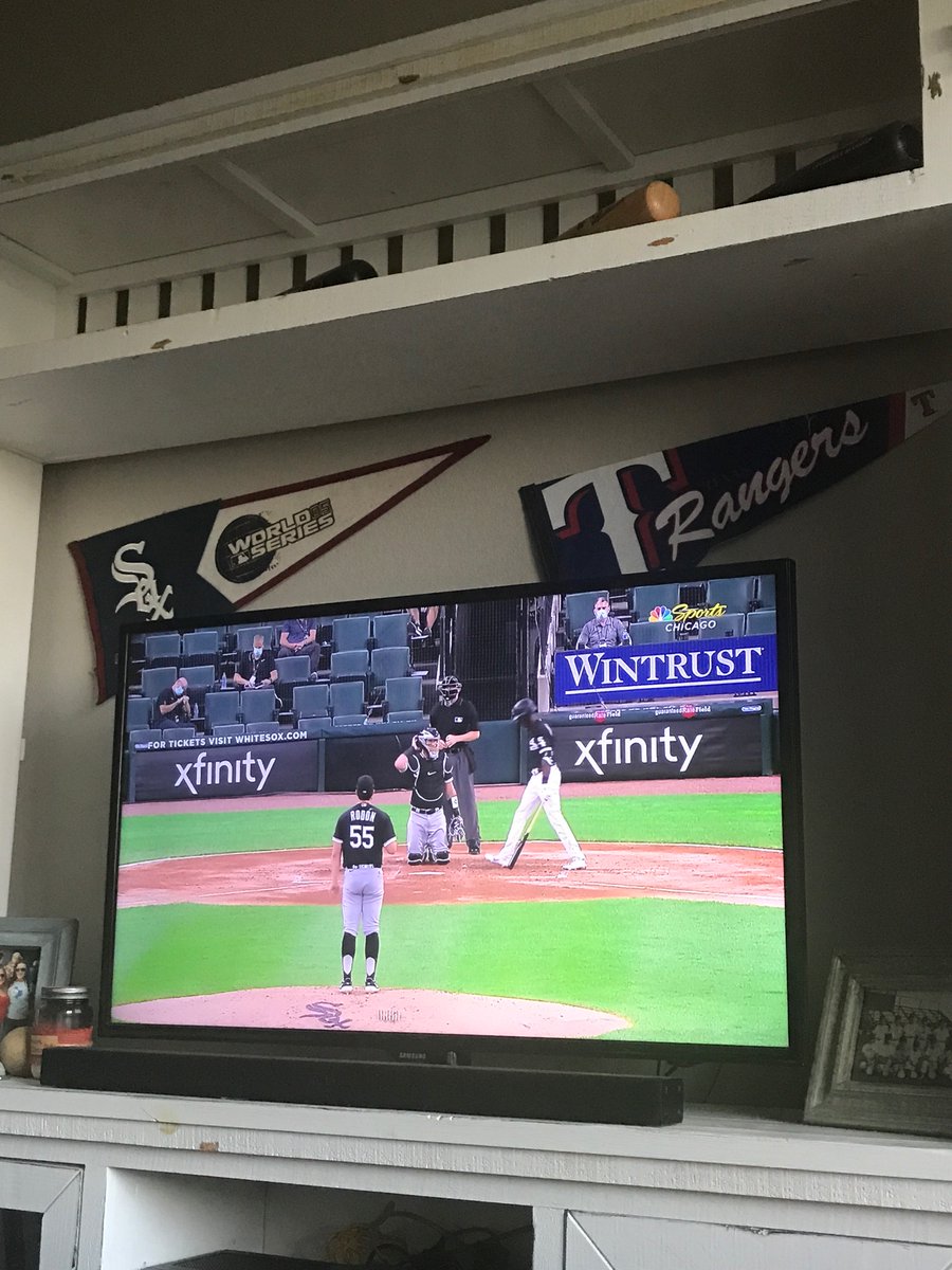 TheRealOneSix's tweet photo. @jasonbenetti tuning in from Dallas! https://t.co/VdW5IsgYh5