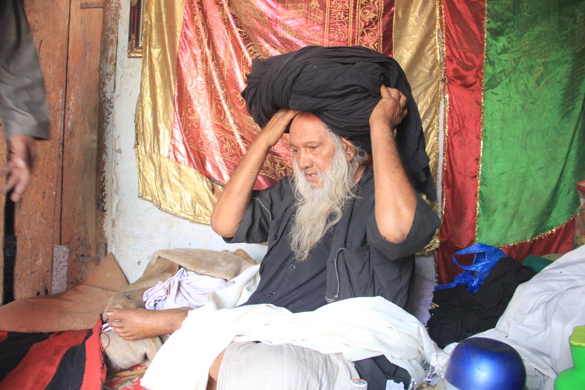 firozeshakir's tweet photo. I have on my own documented #Sufism for over 25 years specially #Rafaees #Madariyyas #QadriRafaeeQalandaris #Banwas #Chishtiya..#Siddis #Warsis #Sabris #Nizamis 
Walked the #chadiyan from Delhi to Ajmer 
Check my Youtube Channel https://t.co/Xy5Jo6vXR3