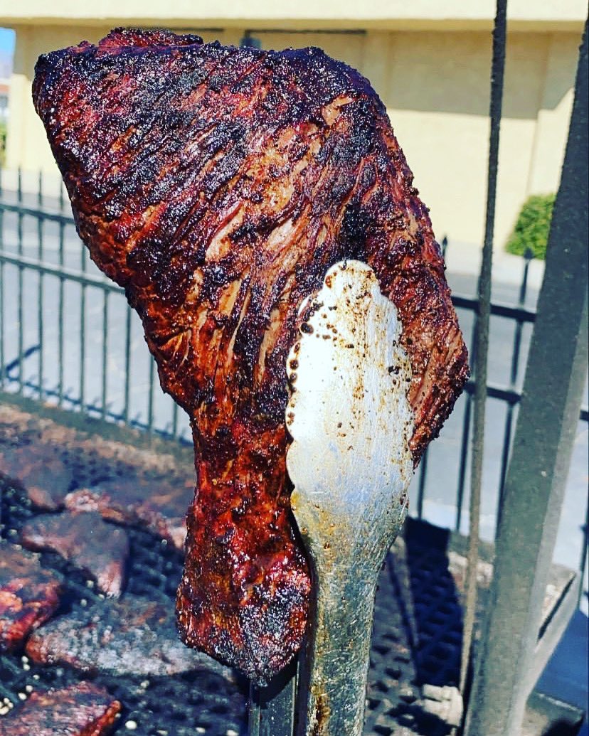 cvbbq1's tweet photo. Tri Tip 🔥🔥

#bbq #cvbbq #barbeque #barbecue #tritip #bbqnation #yum #bbqmeat #yum #bbqlovers #delicious #grill #bbqfood #grilling #foodie #foodies #chef #foodblogger #bbqlove #bbqlife #bbqfamily #foodpic #bbqtime #pitmaster #steak #perfection #grill #palmsprings #foodporn https://t.co/gIgbPPNbSm