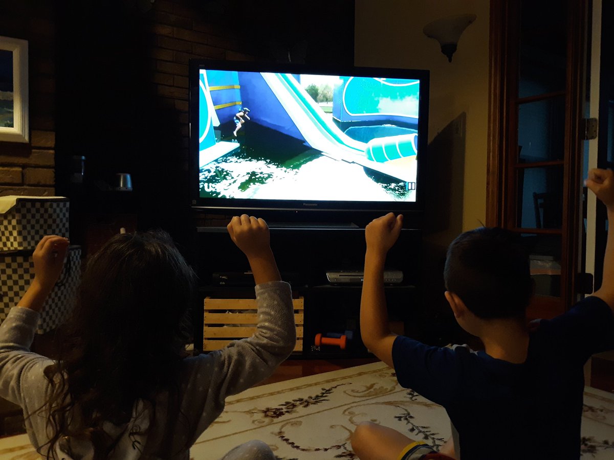 UCTim's tweet photo. @mikethemiz @WWE @MackBybee and Audrey watching #cannonball https://t.co/bKgWE1L5hU