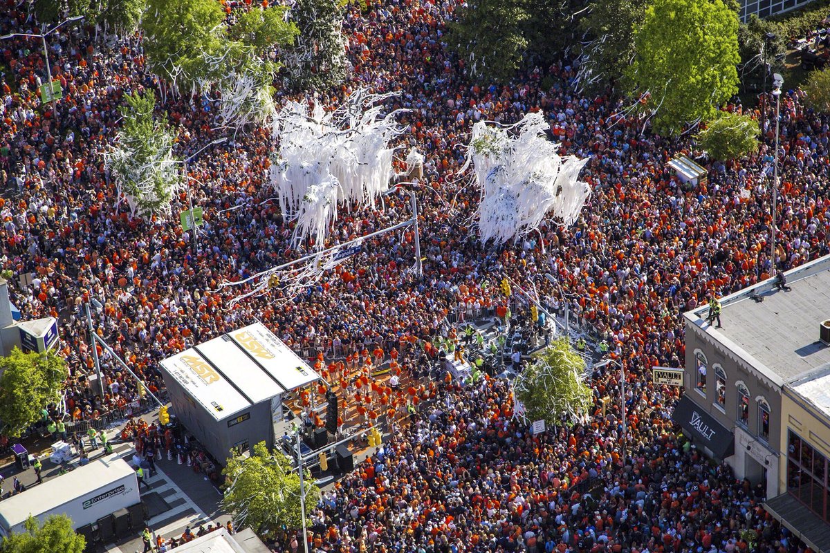 AmazingColleges's tweet photo. Auburn University • Auburn, Alabama https://t.co/euoEFiFADI