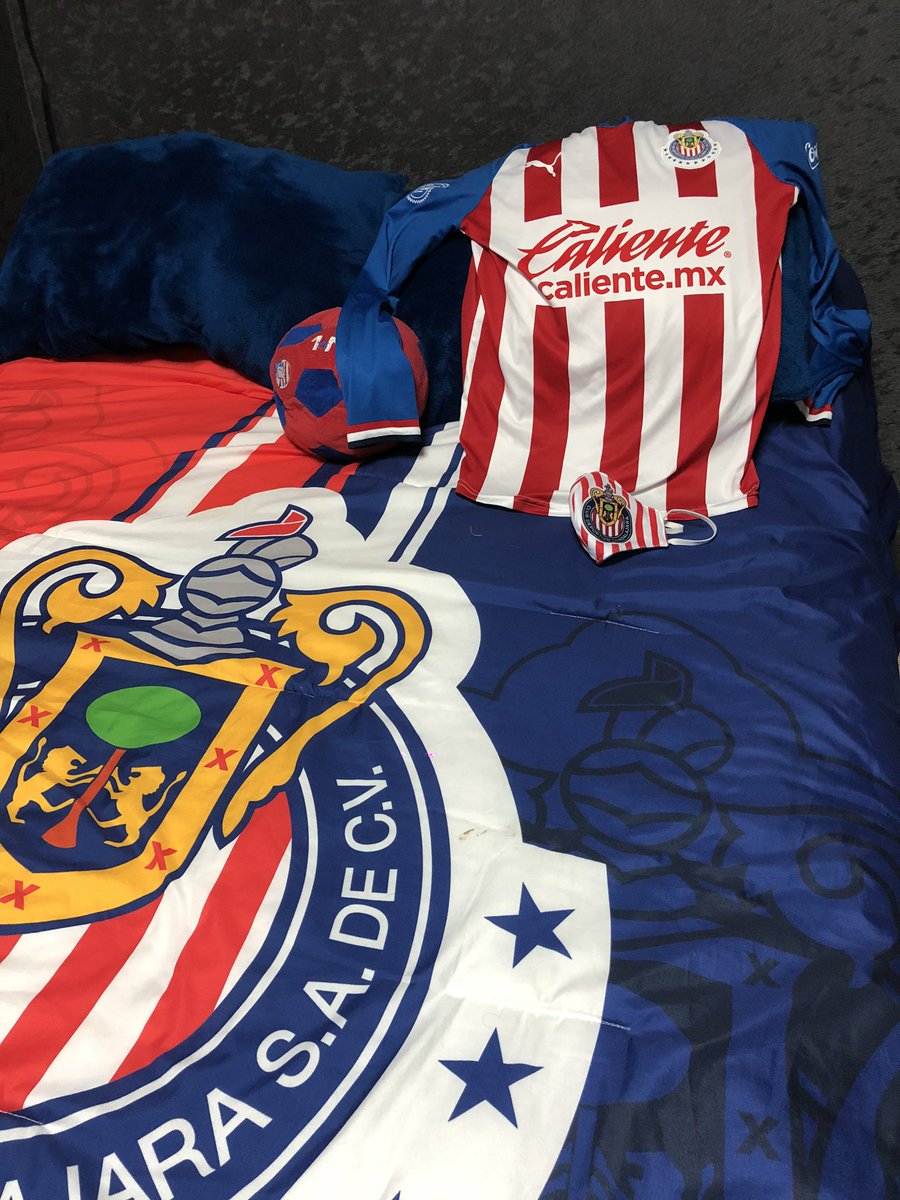 DjML224's tweet photo. Listo para verte mi rebaño
#chivas #Lapieldemexico #dalerebaño @Chivas @chivastvmx @jcm_elpastor @omarbcs @SoloMexicanos #CapitalRojiblanca
En la victoria y en las derrotas 🔴⚪️🔴⚪️🔴 https://t.co/gHFhVaQhsE