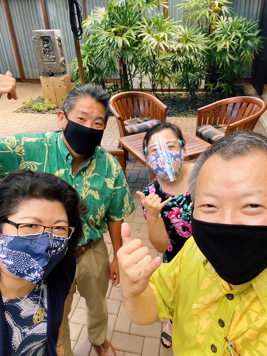 OLISC808's tweet photo. Another beautiful day in paradise, and a great lunch meeting — with masks! Mahalo to the Pacific Club staff for excellent and safe service with social distancing.

#olisc #clientwork #hardwork #agency #agencylife #marketing #communications #hawaii #socialdistancing #masks https://t.co/IGtCZBdi80