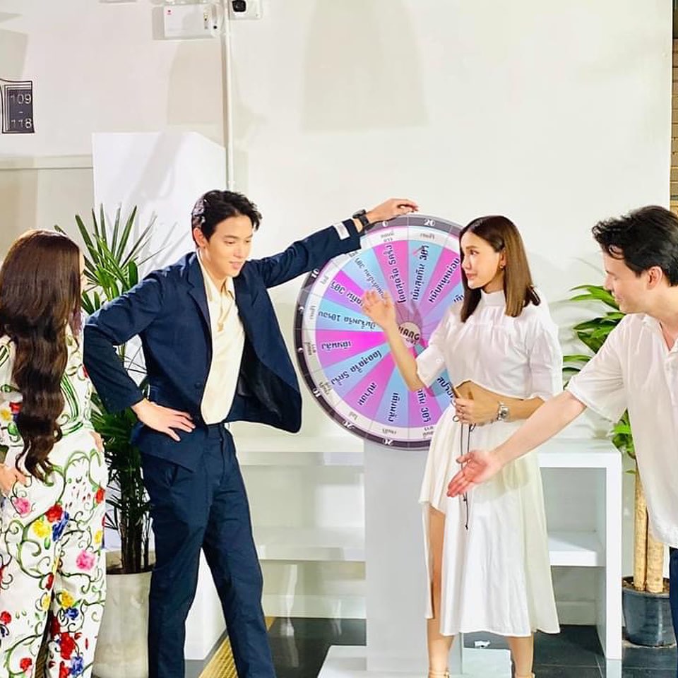 JamesJiFC's tweet photo. ตีสิบเดย์เสาร์นี้ ช่วง Hangout พาไปคุยกับ เจมส์ จิรายุ & ไอซ์ ปรีชญา จากเรื่อง #พยากรณ์ซ่อนรัก ครับ🌹#玫瑰奇缘恋与大明星...เจอกันเสาร์นี้ บ่าย 3 ช่อง 3 กดเลข 33 ❤️
#ตีสิบเดย์ #Atten #Hangout #เจมส์จิรายุ #ไอซ์ปรีชญา
#jirayu_jj #icepreechaya
#prsdanny
Cr.@prsdanny https://t.co/is4E8hGRGg