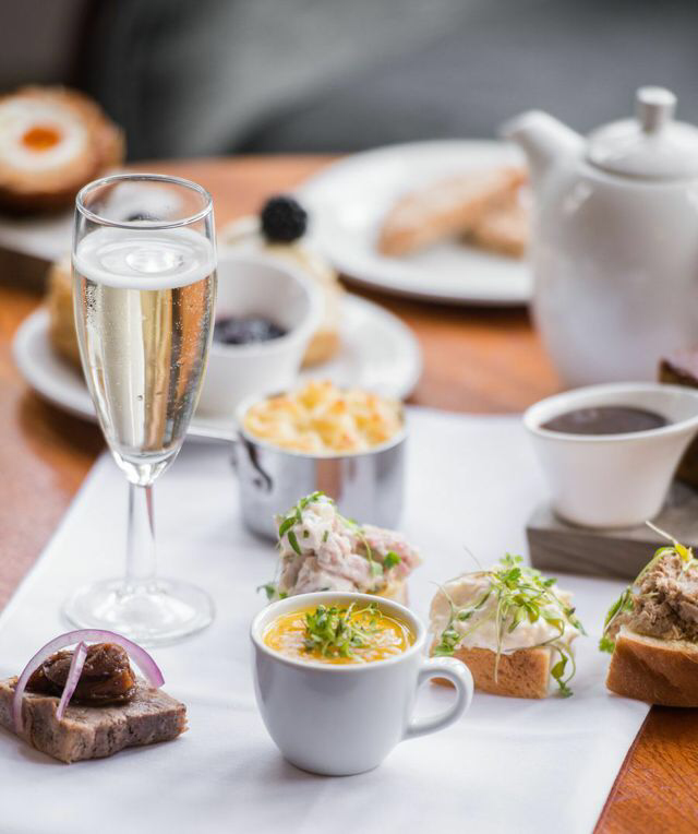 LoyaltoLocalNEL's tweet photo. Now is the time to support your local hospitality industry. 
If you are out and about, and book a table, then cannot attend please make sure you let the business know - their livelihood depends upon it!
#LoyaltoLocalNEL #whereyourspendmatters #Grimsby #Cleethorpes #Immingham https://t.co/w17tSB52b0