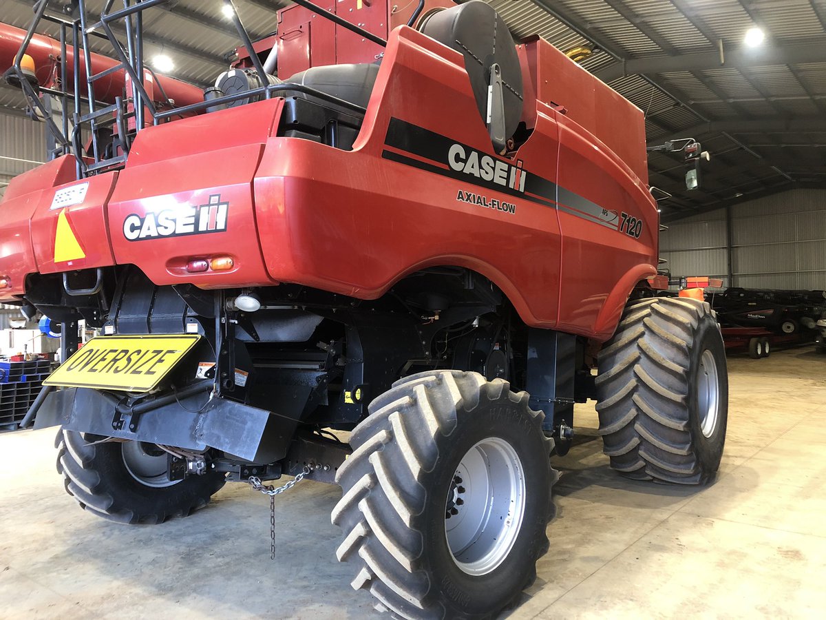 stephensharvest's tweet photo. Case Ih 7120 for sale. Comes with MacDon D65 front and heavy duty comb trailer ,auto steer ,2500 rotor hrs. Has had heaps done the last two pre seasons. Receipts to show Machine it neat as a pin.       $220k ONO ph 0438615051                  Retweets appreciated. https://t.co/7wAoyBFvst