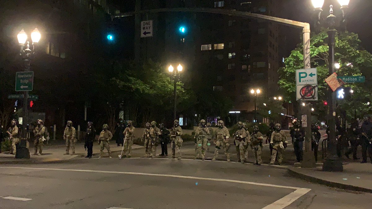 Federal officers on SW Madison and 3rd. Only 20ish protesters over here.